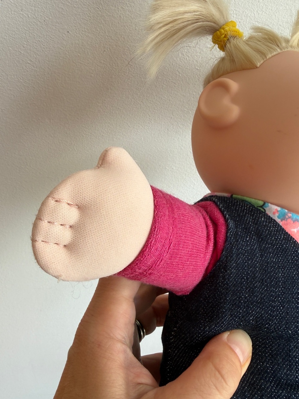 Cabbage patch doll - Picture 5 of 12